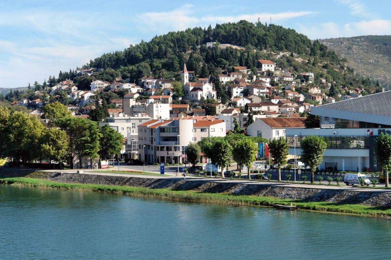 Apartments Mobine Metković Екстериор снимка